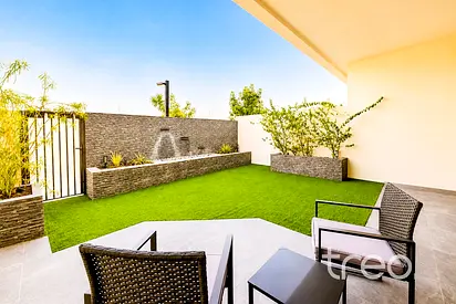 Park View | Single Row | Landscaped