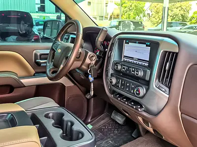 2018 Chevrolet SILVERADO 1500 照片 12