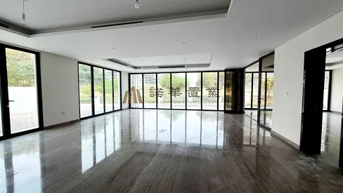 Golf View | Spacious | Vacant