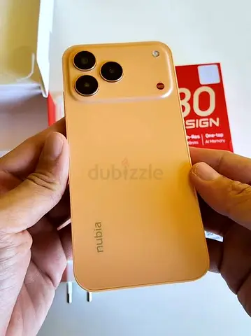 Nubia V80 Design