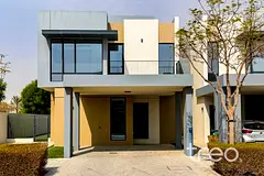 Landscapped| Vacant on Transfer