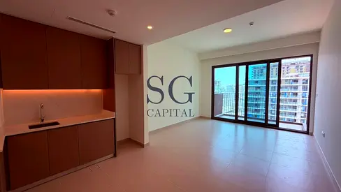 Mall view | Brand New | Mid floor