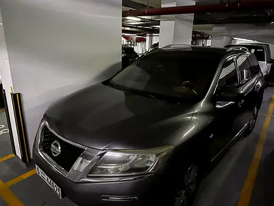 2015 Nissan PATHFINDER 照片 2