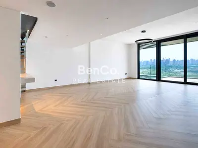 2 Bedrooms | Spacious Layout | High Floor