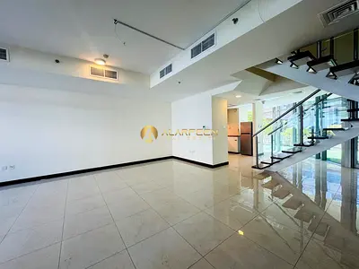 2B/R Duplex | Vacant | Unique Layout | Specious