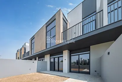SINGLE ROW l 3BR + MAIDS l MORTGAGE