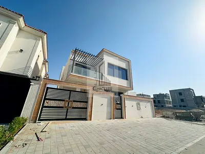فيلا مميزة بالحليو من المالك مباشرة قريبه بجميع الخدامات