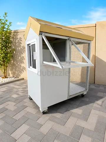 Outdoor Insulated Pet House on Wheels