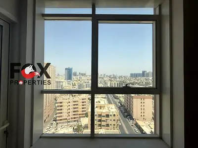 غرفتين وصالة للإيجار السنوي في الرميلة – عجمان، غرفتين ماستر، 3 حمامات وباركينج مجاني. 50,000 درهم سنويًا على 4 دفعات، تأمين 3,000 كاش.