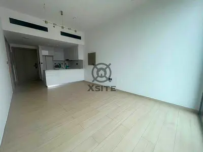 Classy 1 BR | Ready To Move| Community View
