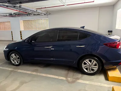 2019 Hyundai ELANTRA 照片 9