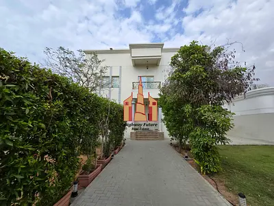Green garden yard parking hall Majlis All master room 4 bedroom spacious villa balcony wardrobes 120k