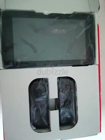 Boxed Nintendo switch V2 Negotiable