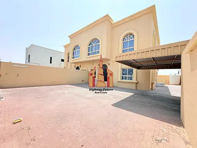 Well Maintained Spacious 4BHK Villa With All Master Bathrooms Built in Wardrobes Parking 130K 2 Cheques payment