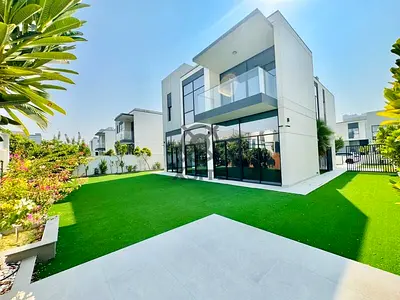 Large Layout | Upgraded | Internal | Single Row | Maintained