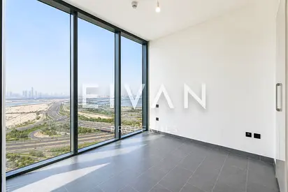 Luxury 1BR | Marina & Downtown Views | Ready