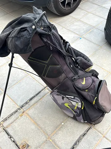 Nike golf stand bag, used, multiple pockets