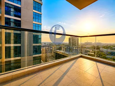 SPACIOUS 2BHK APARTMENT WITH COMMUNITY VIEW