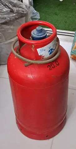 Used 20kg LPG Gas Cylinder - Red