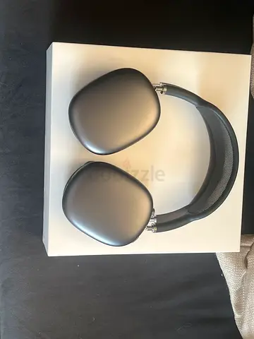 Apple AirPods Max - Space Gray (Used, Good Condition)