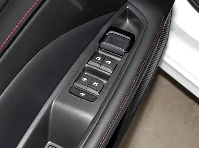 MG MG5 Luxury, миниатюра 7