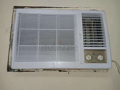 Used air condition available