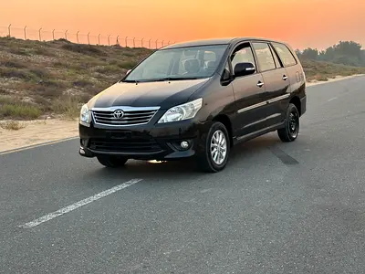 Toyota Inova se 2014 Model.