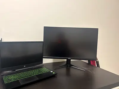 Acer 24" Monitor with HP Gaming Laptop pavilion Dual Screen Setup