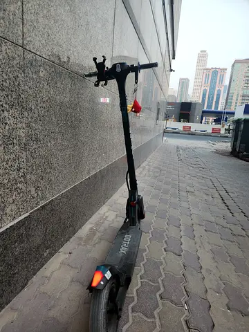 Electric scooter