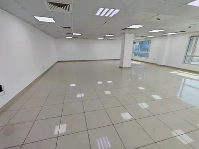 CHILLER FREE - OFFICE FOR RENT - GOOD LOCATION