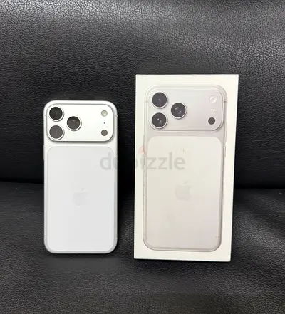 iPhone 17 pro max (TDRA)- Esim. Storage 256GB-battery health 92% cycle count 331.Silver color
