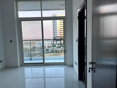 Cozy Living | Unfurnished 3 BR | Rent Today