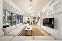 Fully Furnished | Low Floor | Vacant 1 October