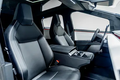 صورة مصغرة 17 لـ 2026 Tesla CYBERTRUCK