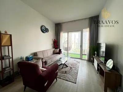 NEAR PARK | WELL MAINTAINED | HIGH FLOOR