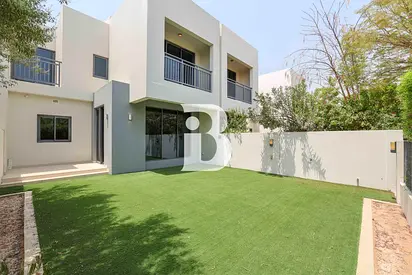 Single row | Landscaped | Vacant