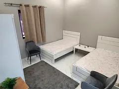 1800 Female master room with balcony