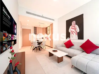 BRAND NEW | FULLY FURNISHED | NEAR PARK AND MALL