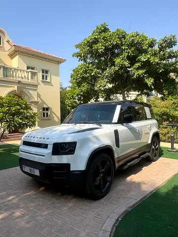 Defender P300 7 seater 2023