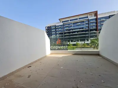 Chiller Free l Fully Furnished Spacious Studio