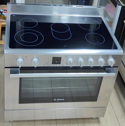 Bosch latest model 5 burner electric ceramic cooker