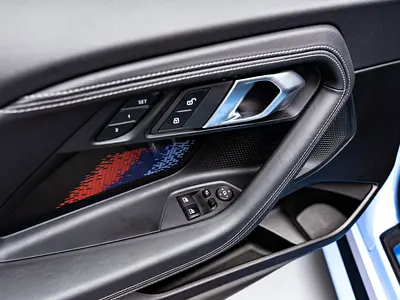 2025 BMW M2 — миниатюра 19