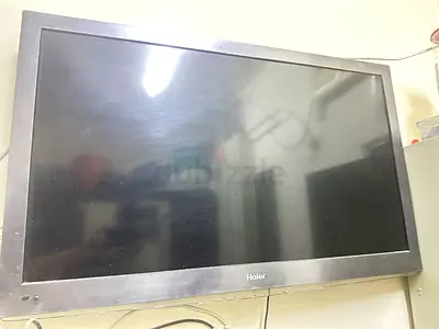 32 inch heir TV and Airtel dish adaptor