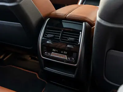 2024 BMW X6 — миниатюра 19