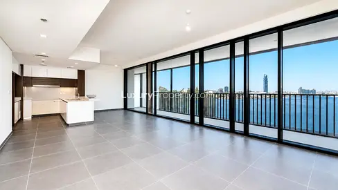 Waterfront Living | Unfurnished | Spacious
