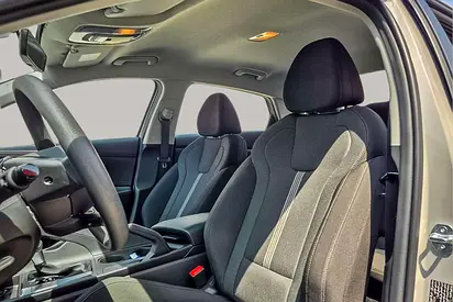 2025 Hyundai ELANTRA 照片 11