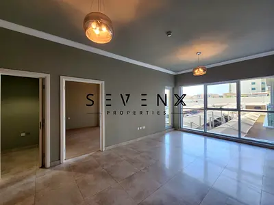 Big layout | Open view | Store room