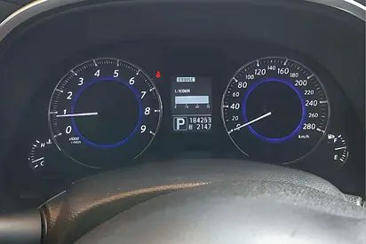 2016 Infiniti QX70 — фото 14