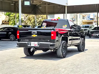 2018 Chevrolet SILVERADO 1500 照片 6