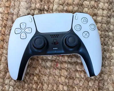 Sony PS5 DualSense Wireless Controller - White (Used, Good Condition)